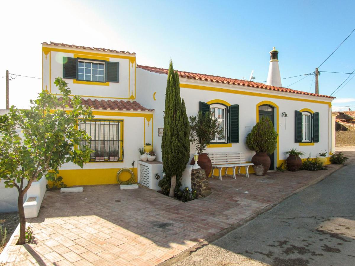 Charming Countryside With Fireplace & Patio Alcoutim